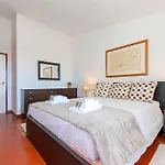 Acolhedor Com Wifi A Passos Do Mar 아파트 Senhora da Luz