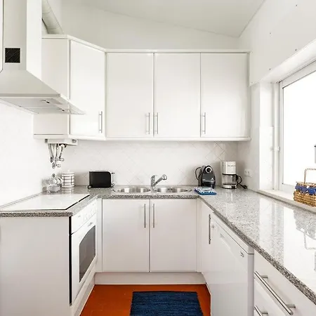 Acolhedor Com Wifi A Passos Do Mar Apartamento