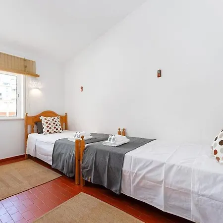 Acolhedor Com Wifi A Passos Do Mar Διαμέρισμα *