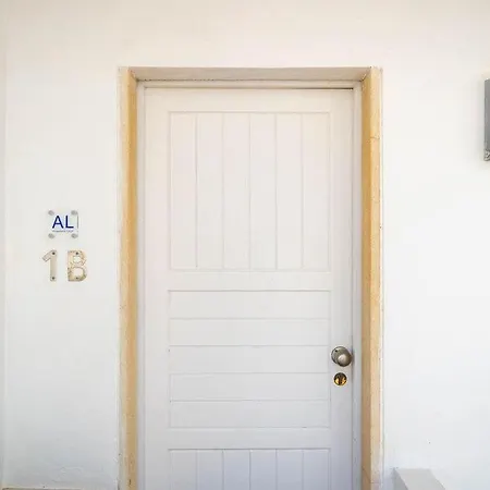 Apartamento Acolhedor Com Wifi A Passos Do Mar Luz