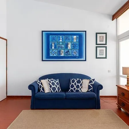 Apartamento Acolhedor Com Wifi A Passos Do Mar *
