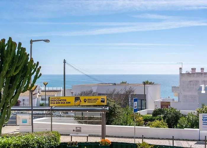 Acolhedor Com Wifi A Passos Do Mar Apartamento *