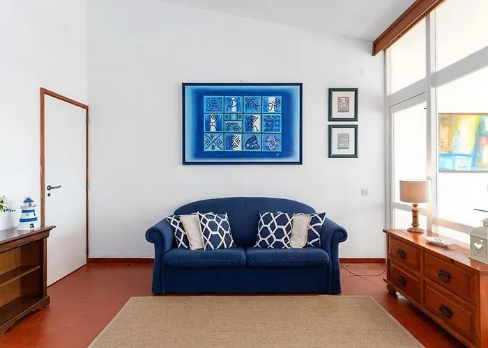 Apartamento Acolhedor Com Wifi A Passos Do Mar *
